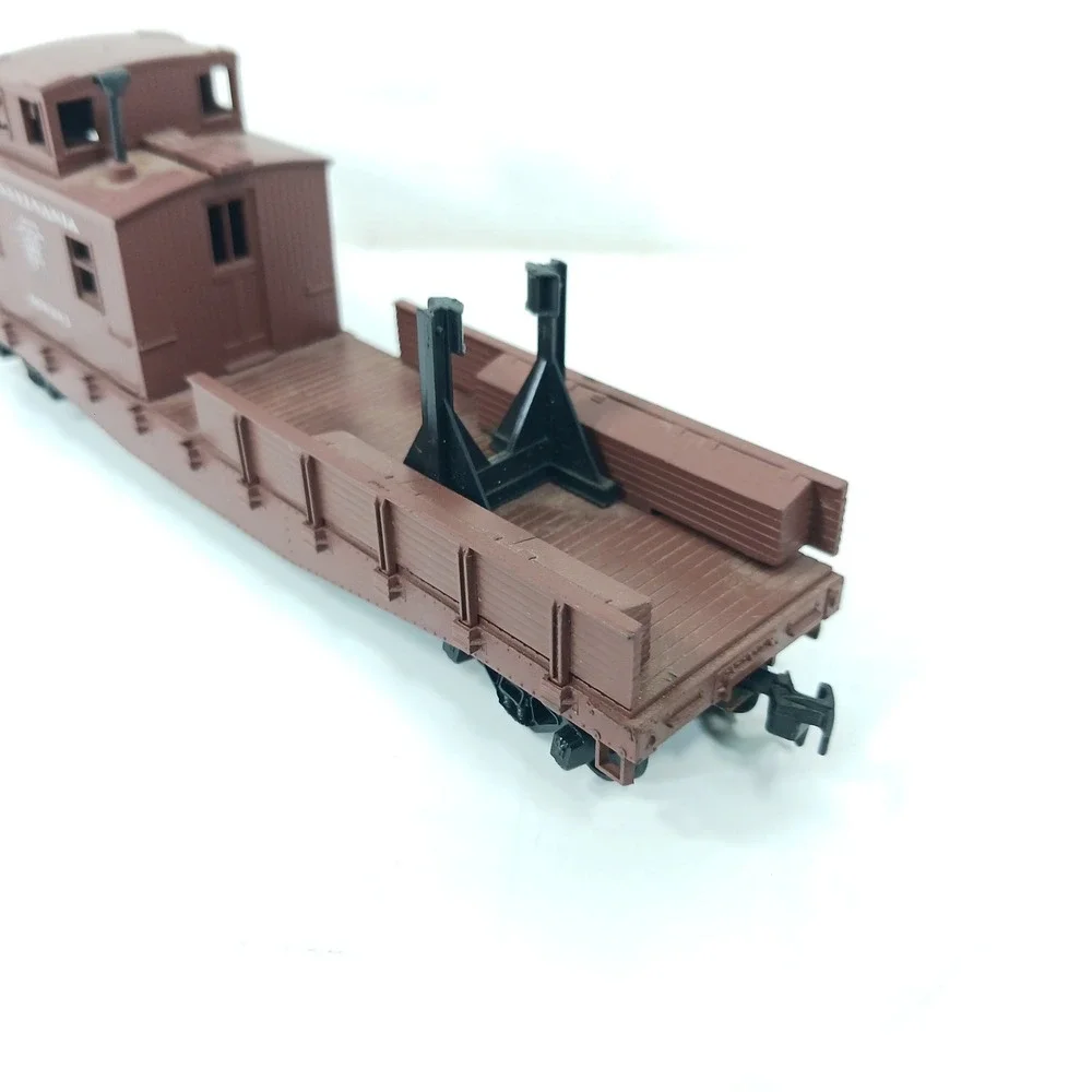 Athearn HO Scale Pennsylvania Work Caboose Kit 1276 PRR Brown MW985 Train Car